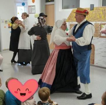 Kulturni dan z otroci v vrtcu Podgrad1